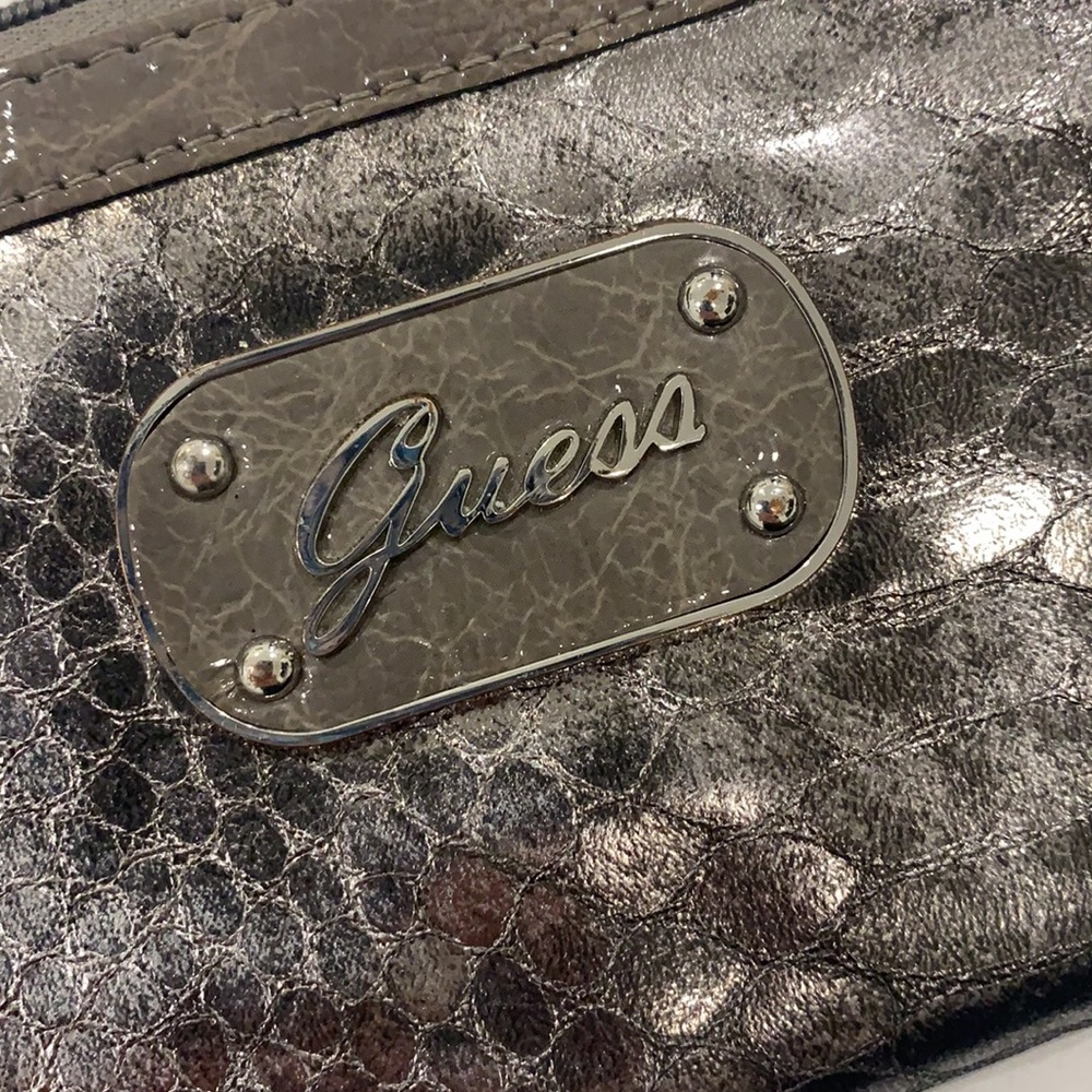 GUESS wallet - Picture 4 of 5